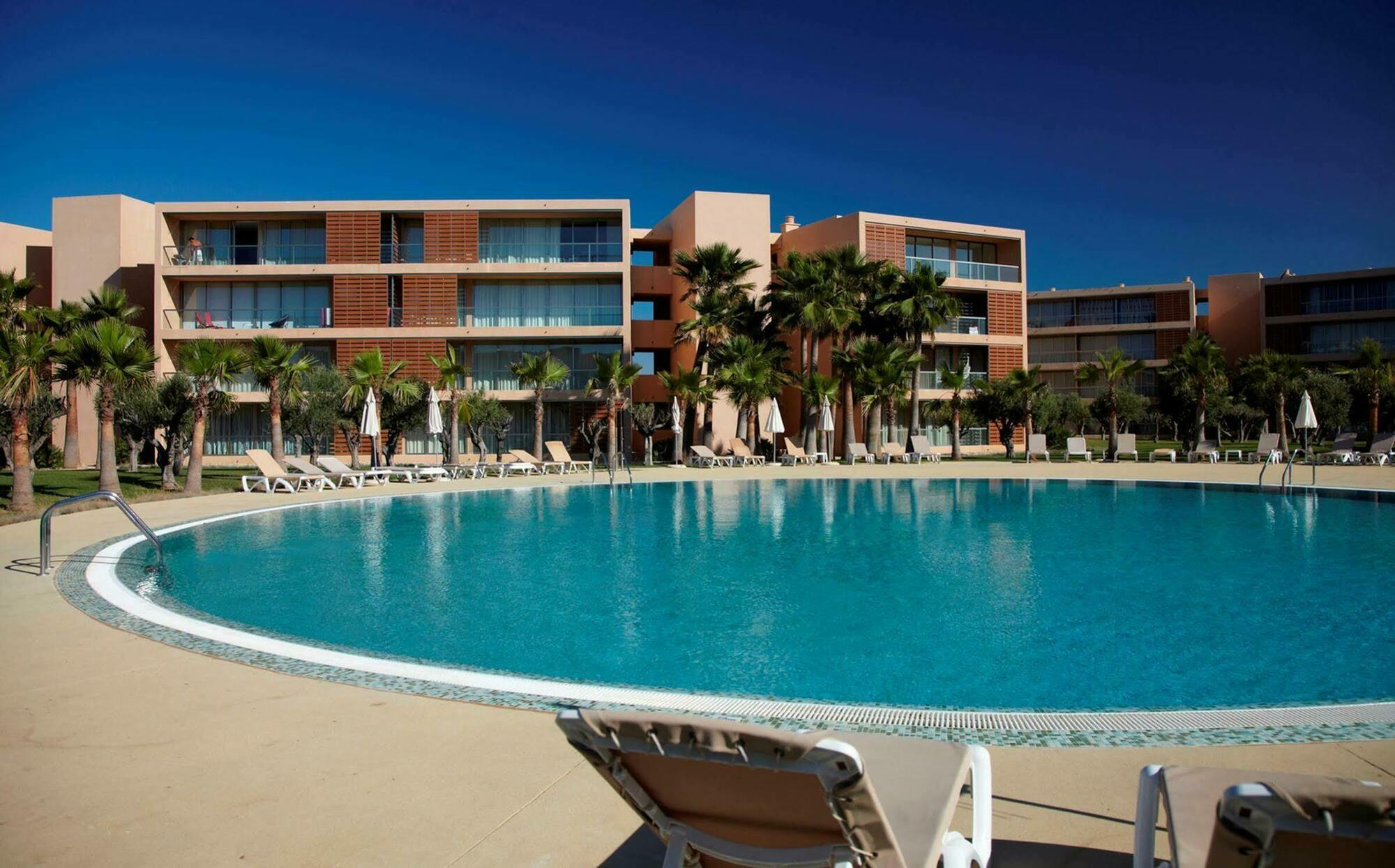Nau Salgados Vila Das Lagoas Albufeira Exterior photo